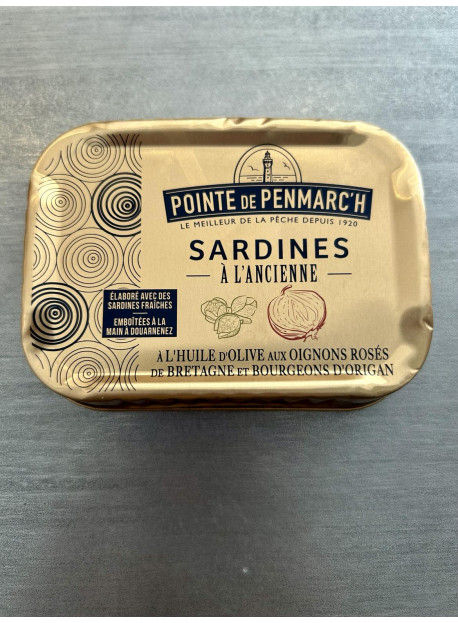 Sardines aux oignons rosés